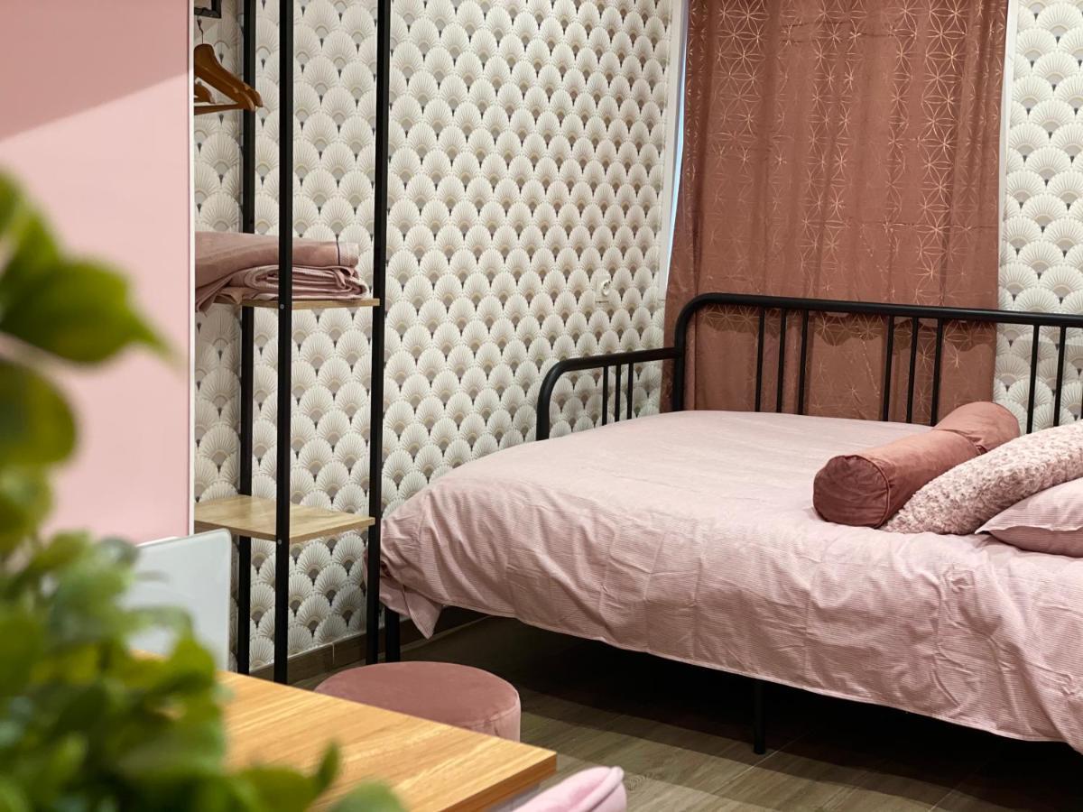 Capstay Color Valenciennes & Netflix Trith-Saint-Leger المظهر الخارجي الصورة