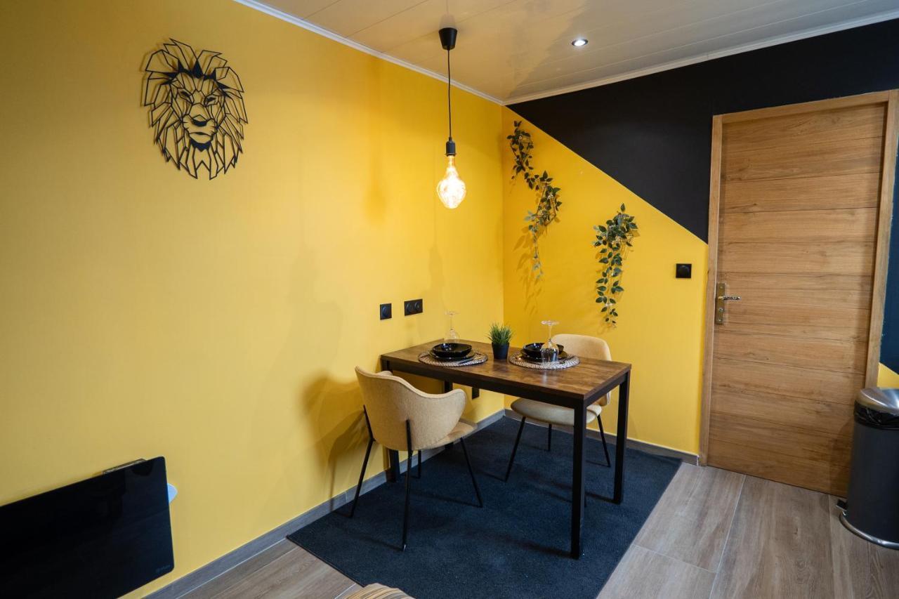 Capstay Color Valenciennes & Netflix Trith-Saint-Leger المظهر الخارجي الصورة