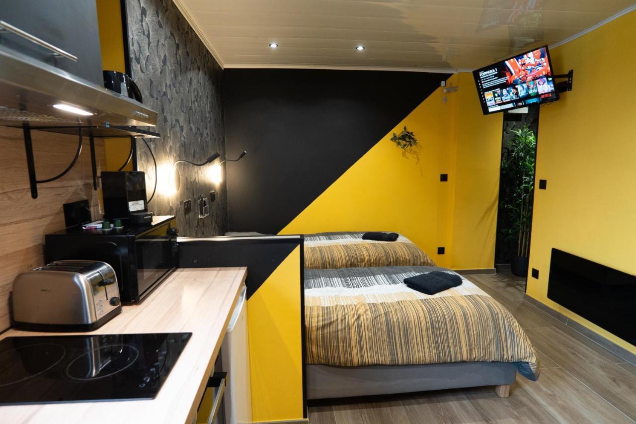 Capstay Color Valenciennes & Netflix Trith-Saint-Leger المظهر الخارجي الصورة