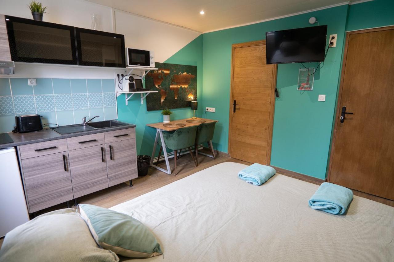 Capstay Color Valenciennes & Netflix Trith-Saint-Leger المظهر الخارجي الصورة