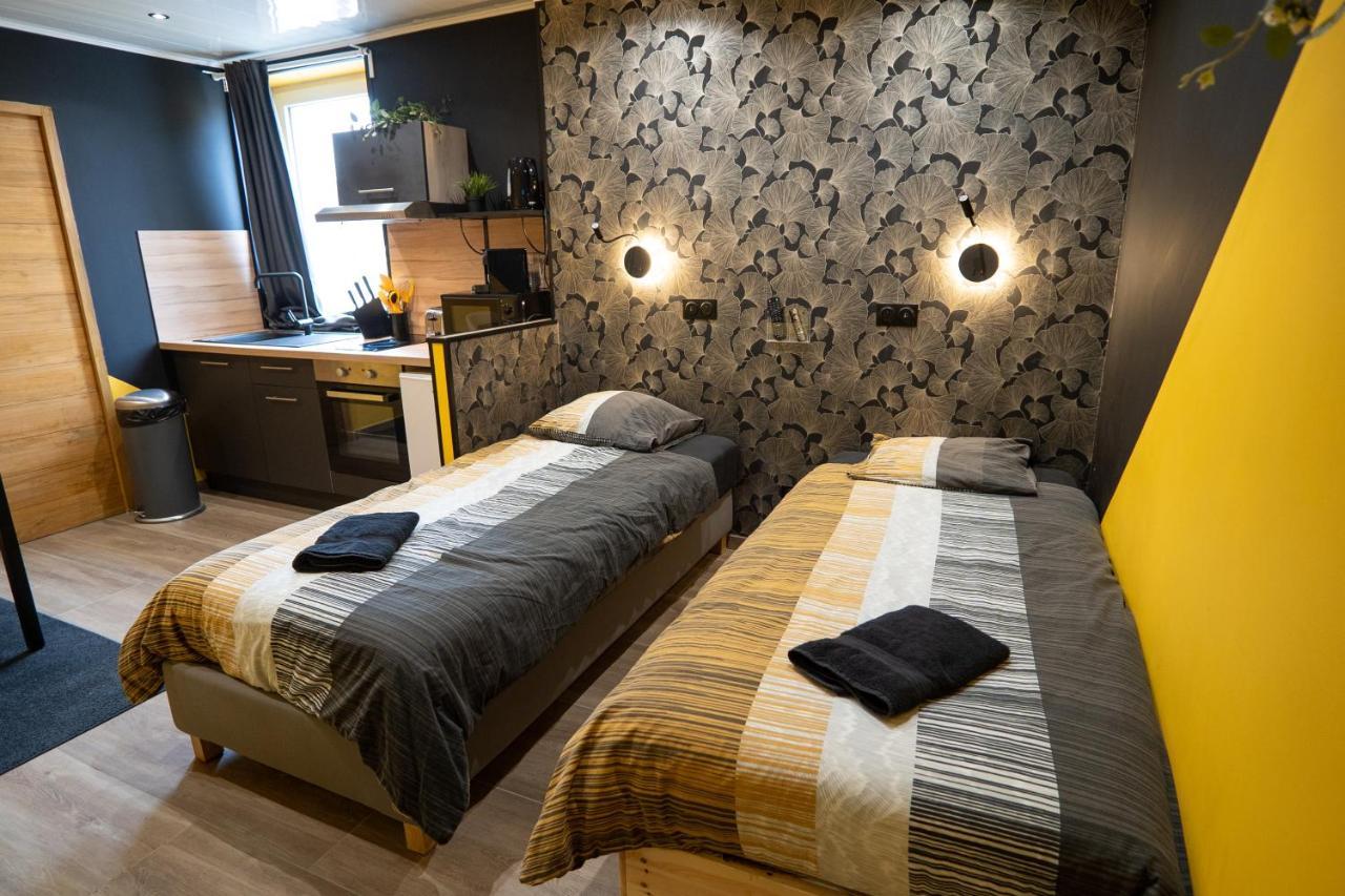 Capstay Color Valenciennes & Netflix Trith-Saint-Leger المظهر الخارجي الصورة