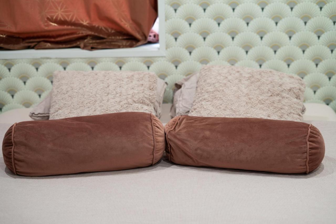 Capstay Color Valenciennes & Netflix Trith-Saint-Leger المظهر الخارجي الصورة