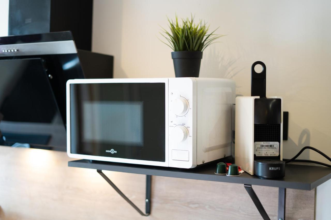 Capstay Color Valenciennes & Netflix Trith-Saint-Leger المظهر الخارجي الصورة